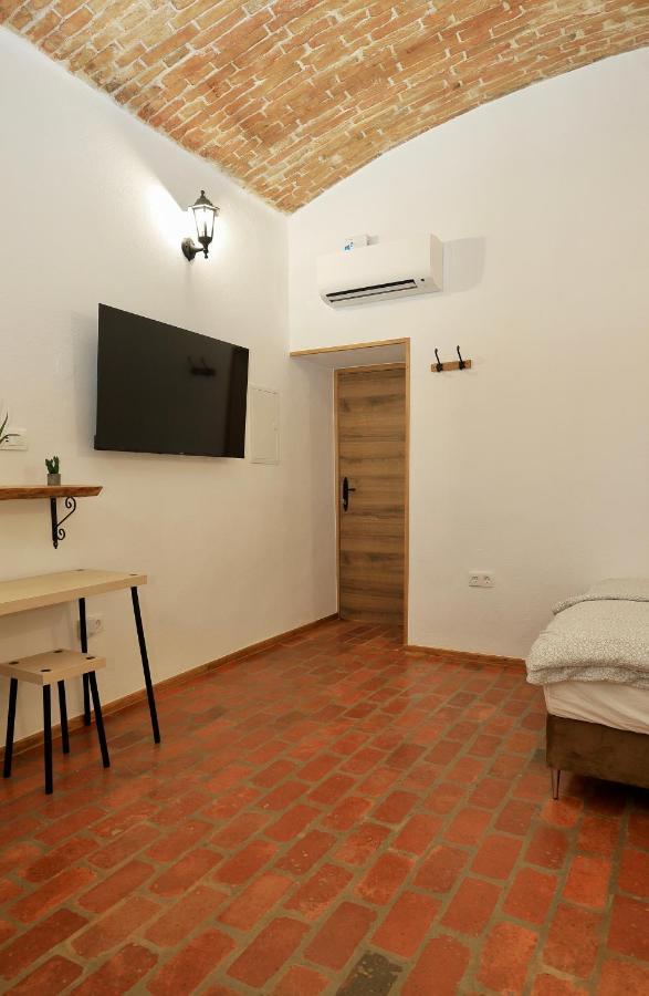 Podroom Apartments ลูบลิยานา ภายนอก รูปภาพ