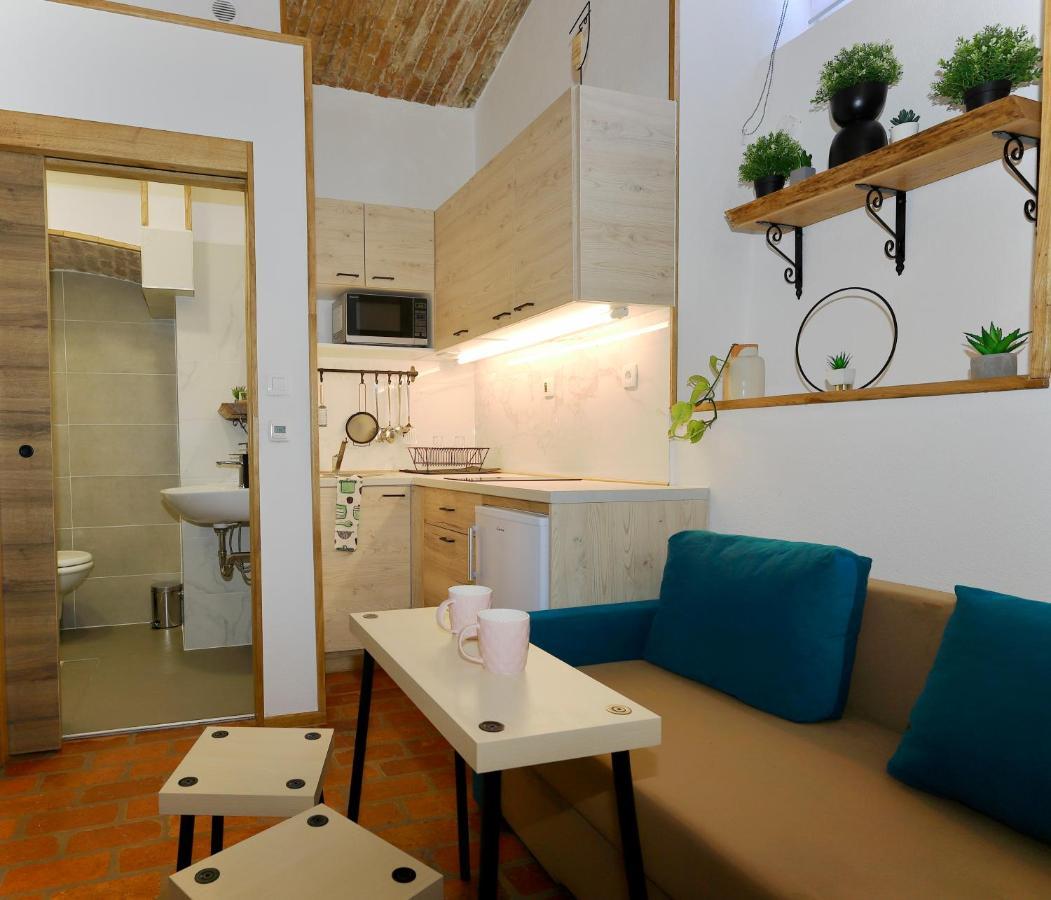 Podroom Apartments ลูบลิยานา ภายนอก รูปภาพ